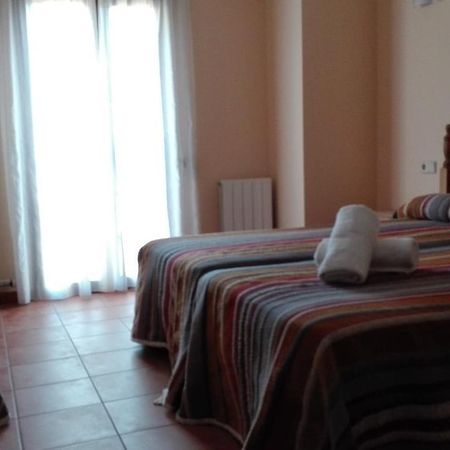 Hostal La Vega Peralejos Ngoại thất bức ảnh