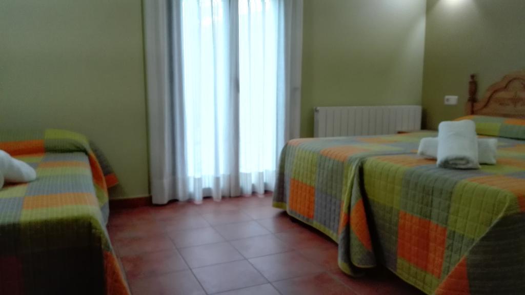 Hostal La Vega Peralejos Ngoại thất bức ảnh