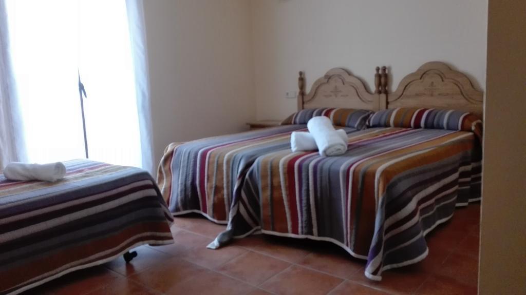 Hostal La Vega Peralejos Ngoại thất bức ảnh