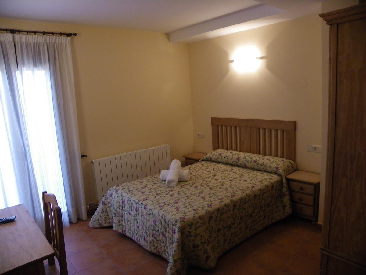 Hostal La Vega Peralejos Ngoại thất bức ảnh