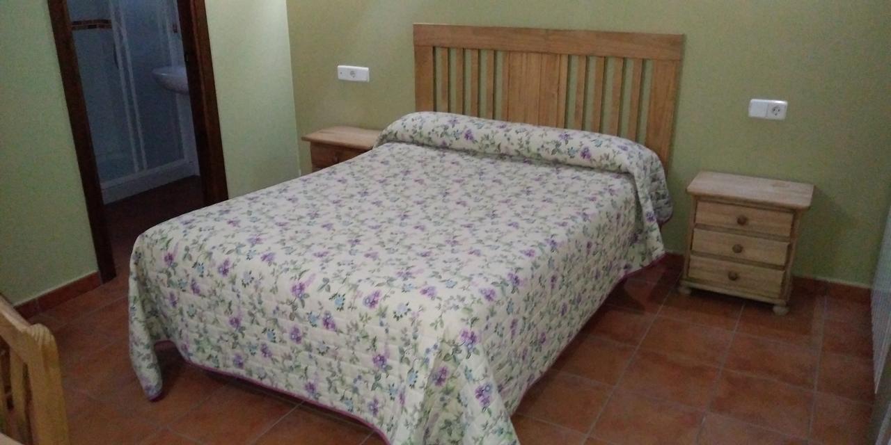 Hostal La Vega Peralejos Ngoại thất bức ảnh